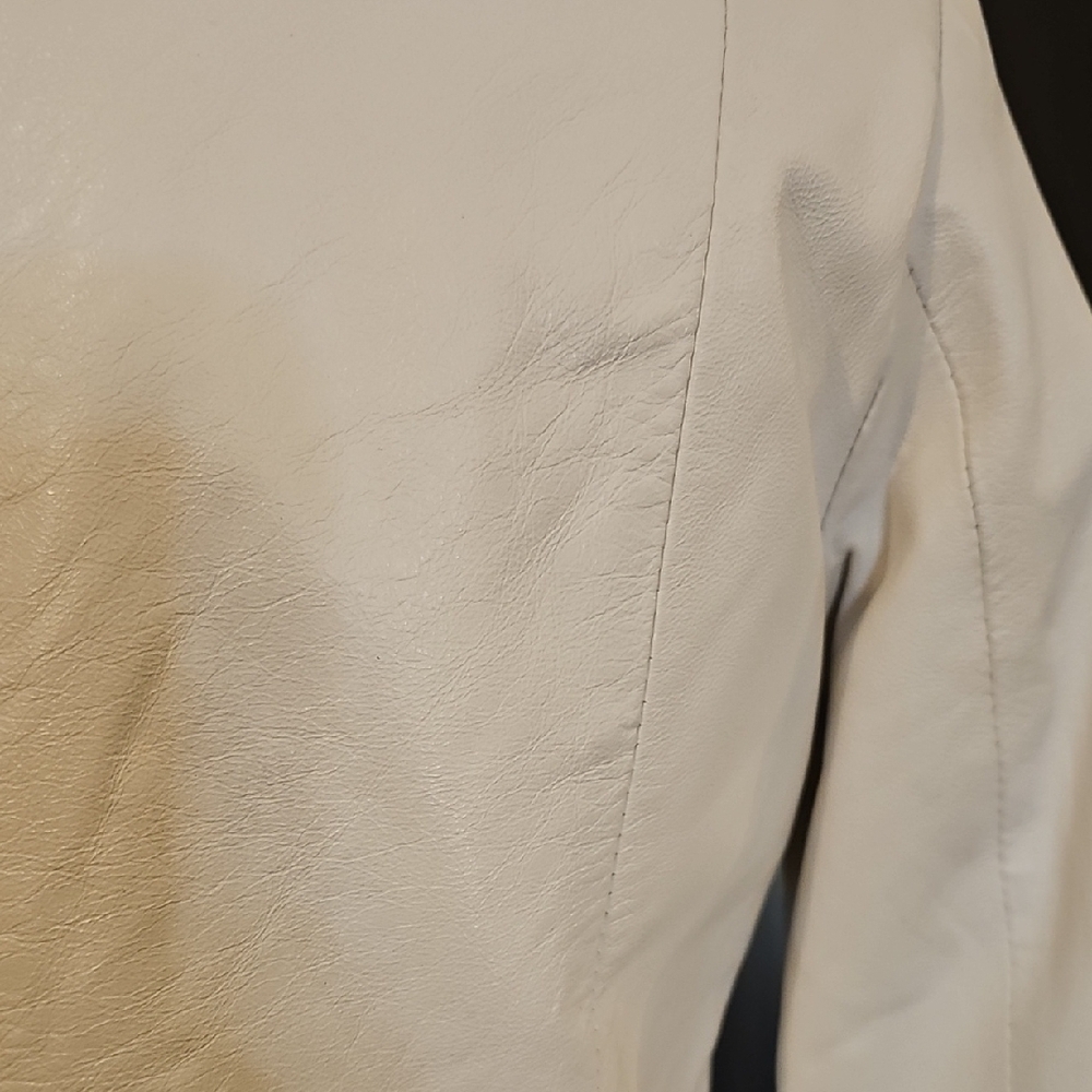 Women's White Italian Leather Jacket - Picture 11 of 17